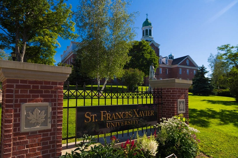 دانشگاه سنت فرانسیس خاویر کانادا