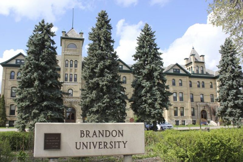 دانشگاه های براندون کانادا
