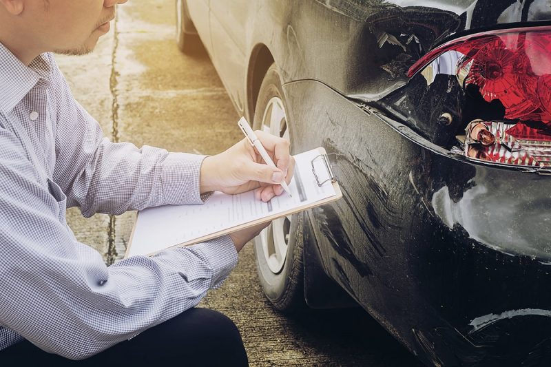 عوامل موثر برخ نرخ بیمه خودرو در کانادا