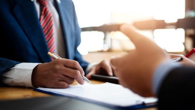 مزایای داشتن یک وکیل مهاجرت ایرانی در اتاوا
