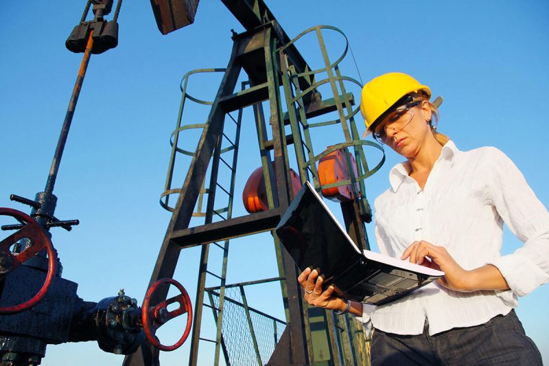 بازار کار مهندسی نفت در خارج از کشور