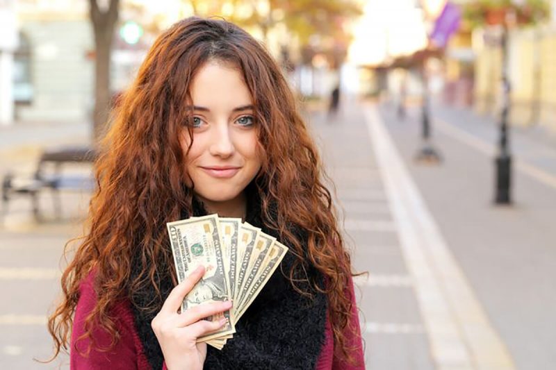 تمکن مالی برای ویزای تحصیلی کانادا