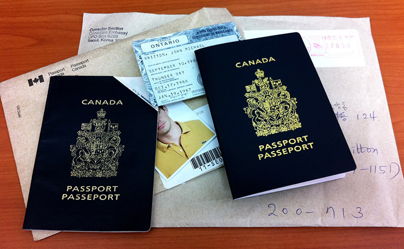 پاسپورت کانادا