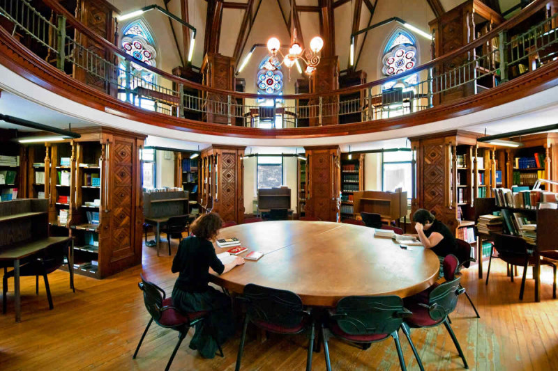 کتابخانه دانشگاه مک گیل