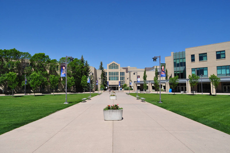 دانشگاه مونت رویال کانادا